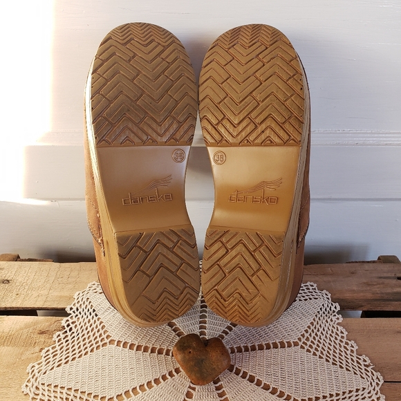 Dansko Honey Suede Clog Burnished Nubuck Pro Distressed Heritage Granny 38/7.5-8 - Picture 14 of 15